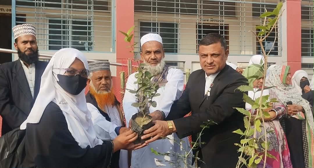 নড়াইলে বে – সরকারি সংস্থা সুশীলনের উদ্যোগে ইসলামাবাদ দাখিল মাদ্রাসায় কুইজ প্রতিযোগিতা, আলোচনা সভা ও আবৃতি প্রতিযোগিতা সম্পন্ন হয়েছে।