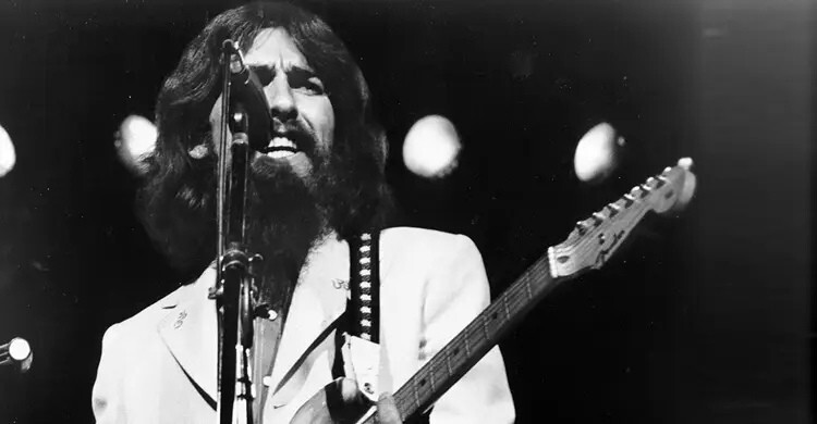 জর্জ হ্যারিসন: আট হাজার মাইল দূর থেকে শোনা বাঙালির কান্নার সেই সারথি