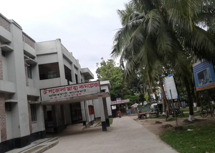ফকিরহাট স্বাস্থ্য কমপ্লেক্সে সেবার নামে ভোগান্তি: জনবল সংকট ও অপরিচ্ছন্নতায় রোগীরা অতিষ্ঠ ​